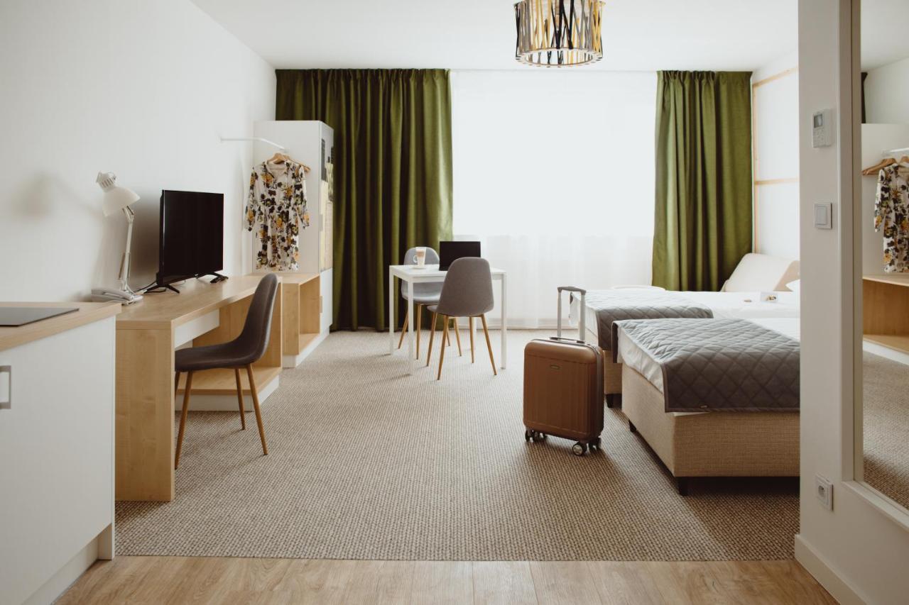 Arche Hotel Poloneza Warszawa Exteriör bild