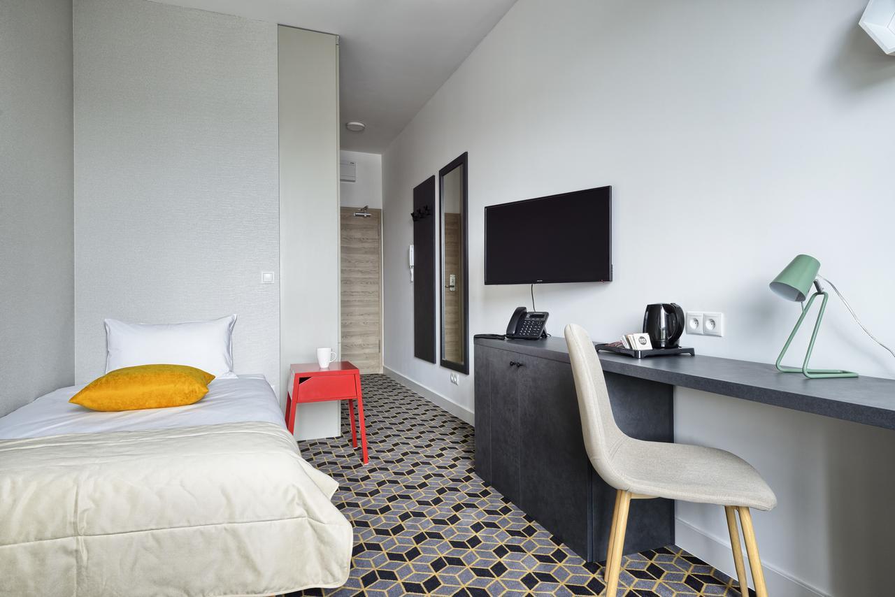 Arche Hotel Poloneza Warszawa Exteriör bild